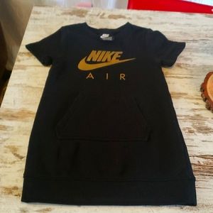 Nike XS  girl toddler Shirt/ Dress Size 4
